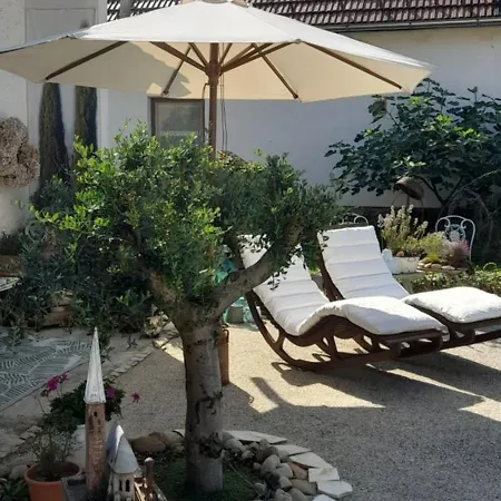 بيت ضيافة Wohnen Und Schlafen Im